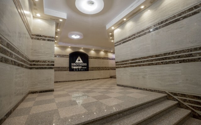 Brothers Pyramids View