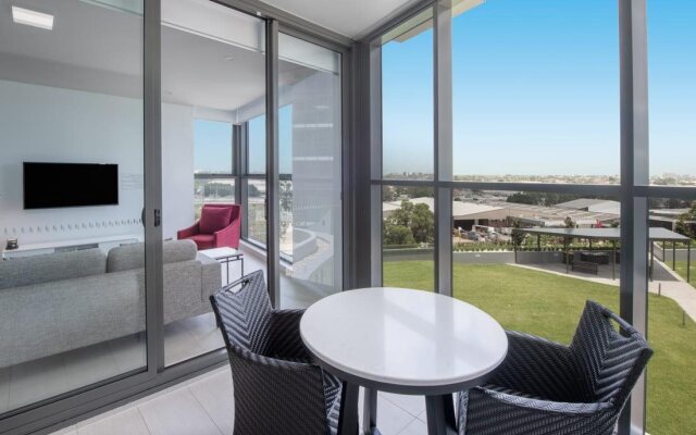 Meriton Suites Carter Street