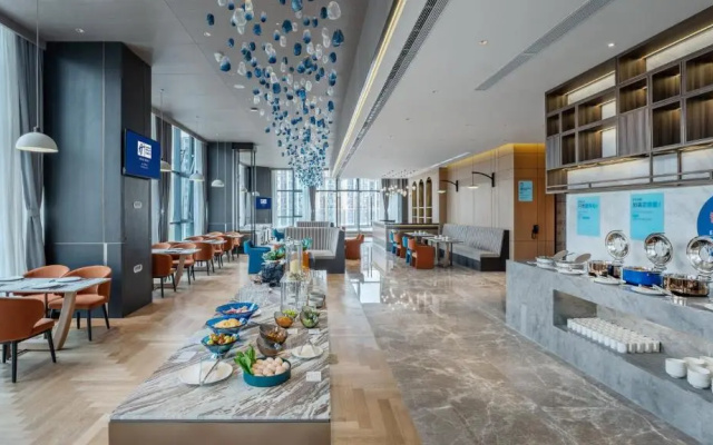 Holiday Inn Express Chengdu Pidu by IHG