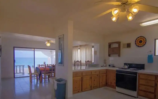 Playa Encanto Scenic Gem Ocean Front Home