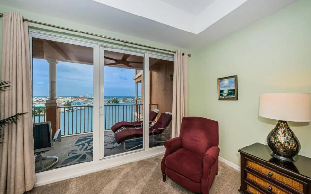 Waterfront Breeze Condo Condo