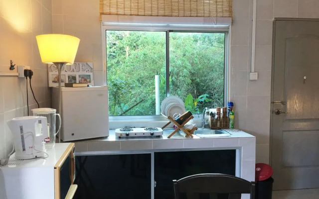 Homely Ground Apartment