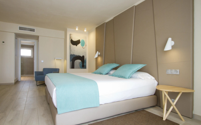 Aqua Suites