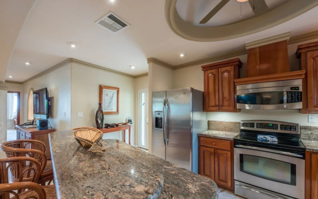Belizean Cove Estates