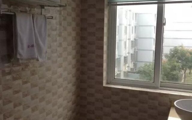 Golden Kylin Business Hotel