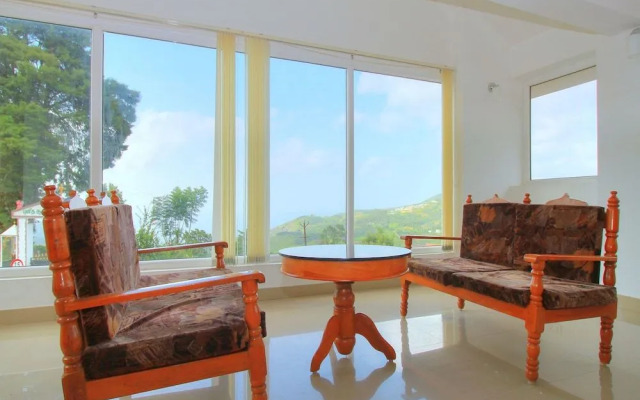 OYO 15479 Vista Suites Kalatty