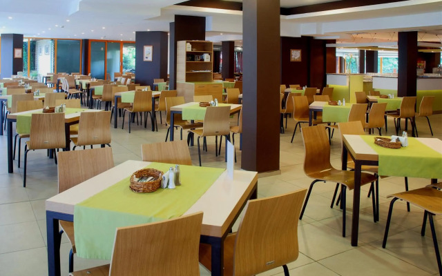 Sunrise Hotel