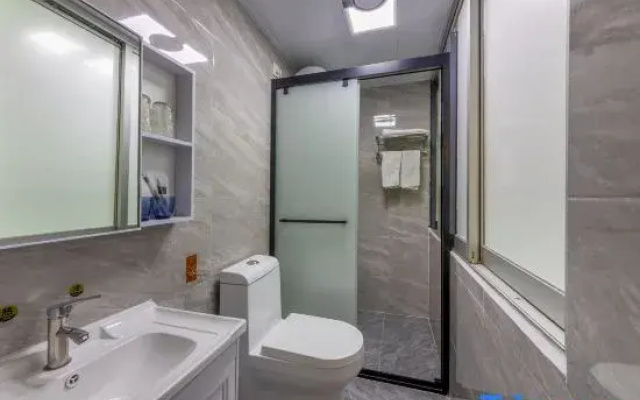 Lanxishe Homestay (Xiamen North Station Store)