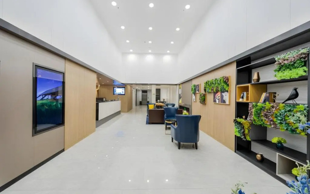 Home Inn Selected (Shanghai New International Expo Center, Guanglan Road Metro Station)