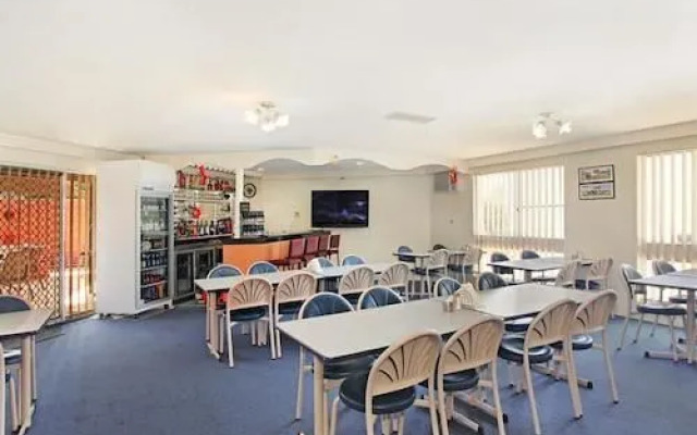 Country Capital Motel