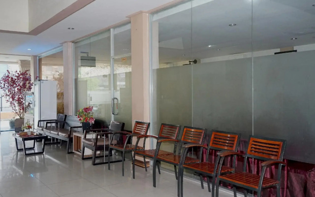 Hotel Golden Vella By OYO Rooms