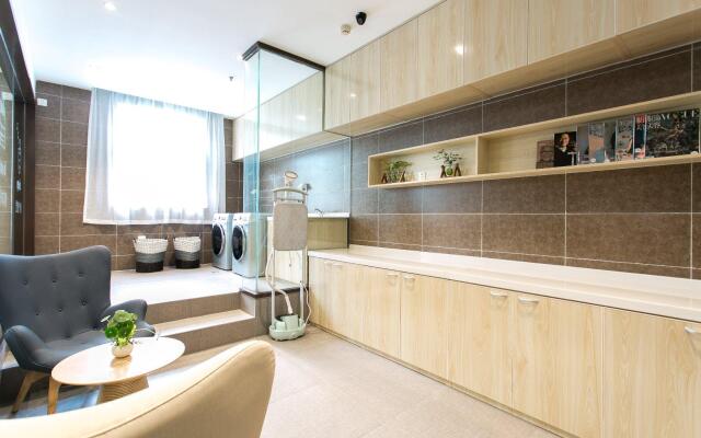 Hanting Hotel Xi'an Taibai Nan Road Metro Station