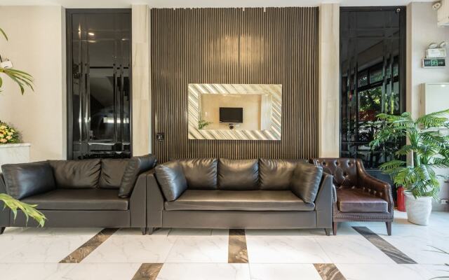 Manmo Ha Noi Business Hotel