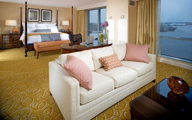 Renaissance Portsmouth-Norfolk Waterfront Hotel
