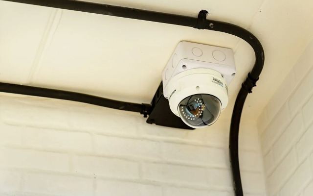 Siam Subway Hostel and Café