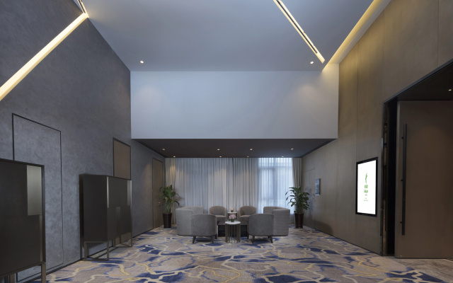 Holiday Inn Hangzhou Airport Zone by IHG – Guest Rooms – Hangzhou