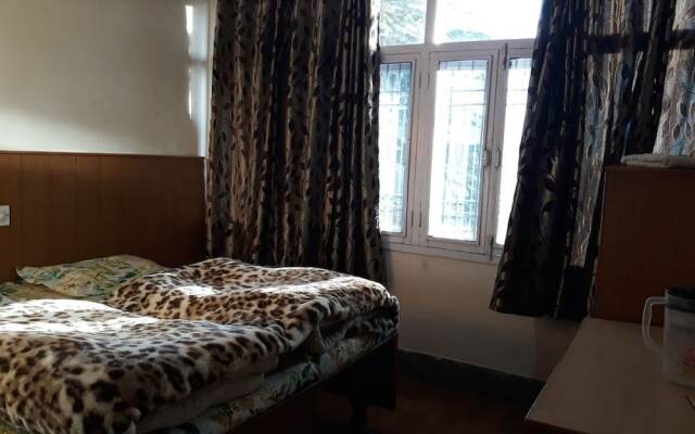 Goroomgo City Inn Shimla