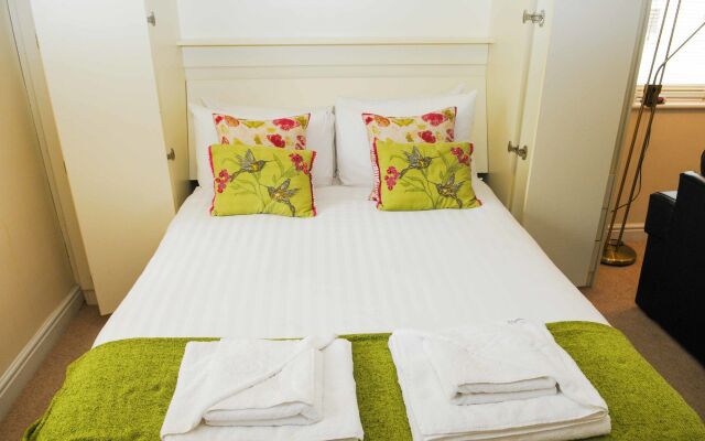 Your Stay Bristol Cotham Lawn