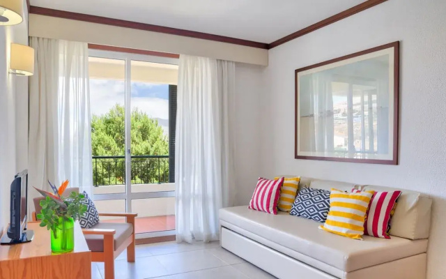 Vila Baleira Suites
