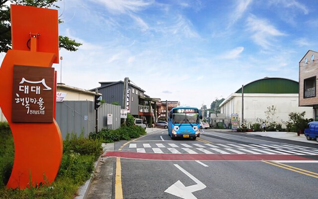 Suncheonman Reed Field Pension