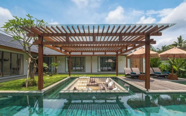 Villa Suka Sawah by Villa Finder