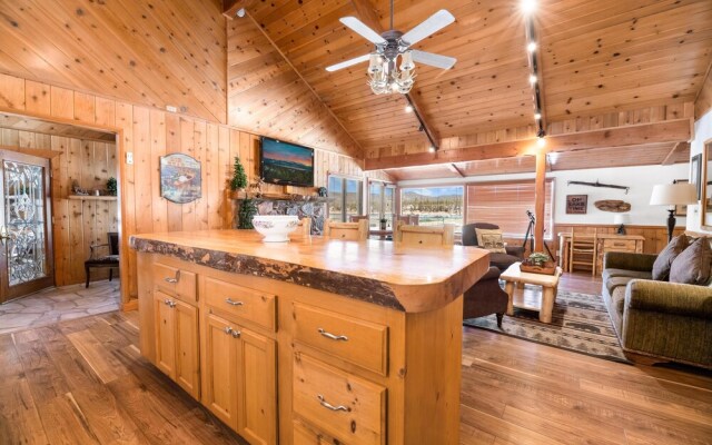 009 - Eden on the Lake