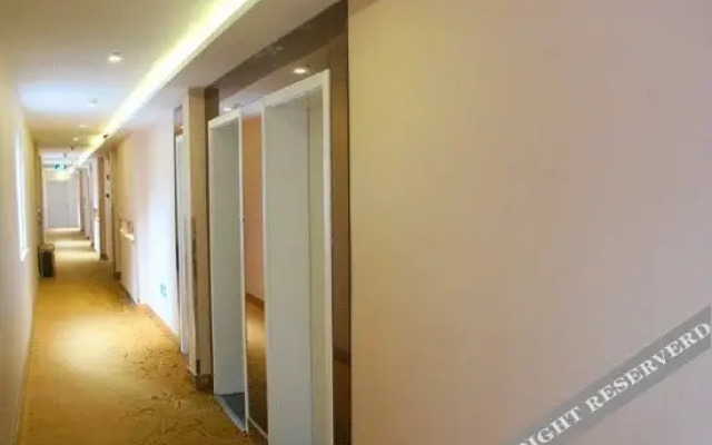 Longxiang Business Hotel