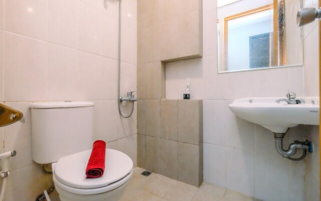 Cozy Living 2Br Royal Heights Apartment