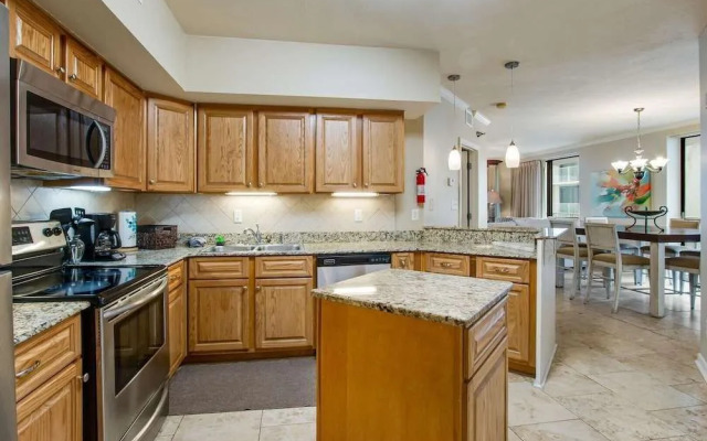 Pelican Pointe 1406 by RedAwning