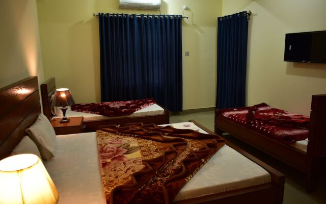 Seven Eleven Guest House