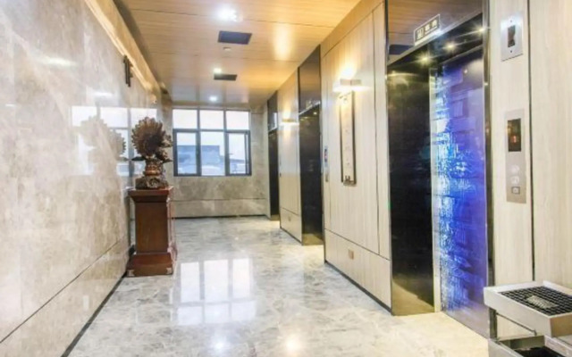 H Hotel (Changshu Wanda Plaza)