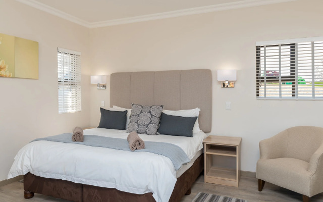 Cayley Mountain Resort