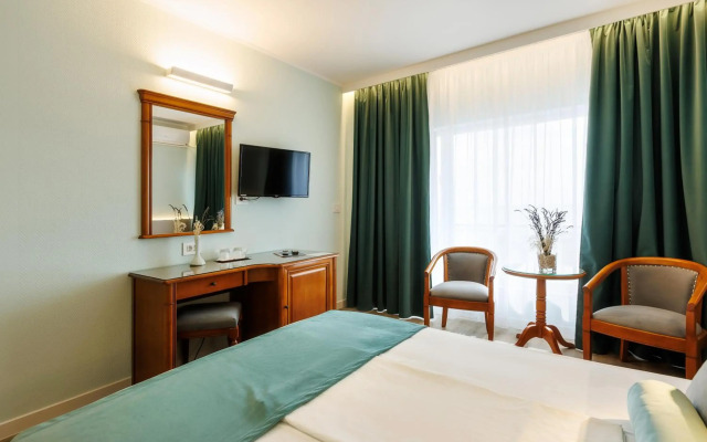 Hotel Comandor