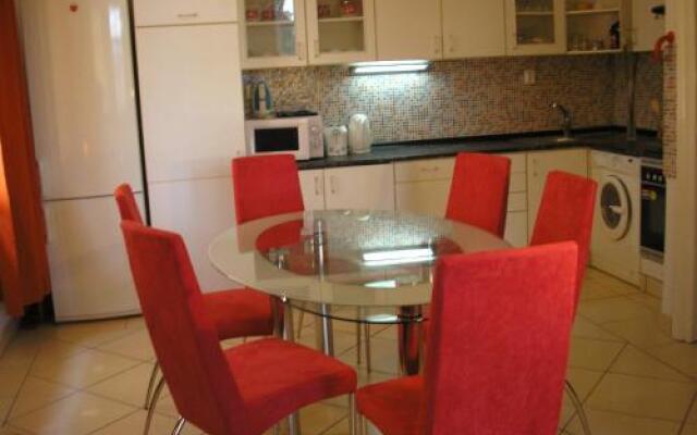 Riverside Bratislava Apartment - up to 10 persons