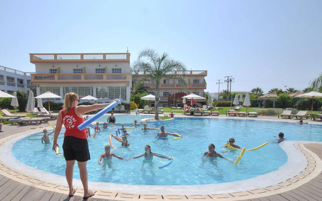 Blue Sea Island Hotel