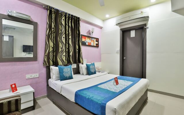 OYO Flagship 2389 Hotel The Grand Pritam