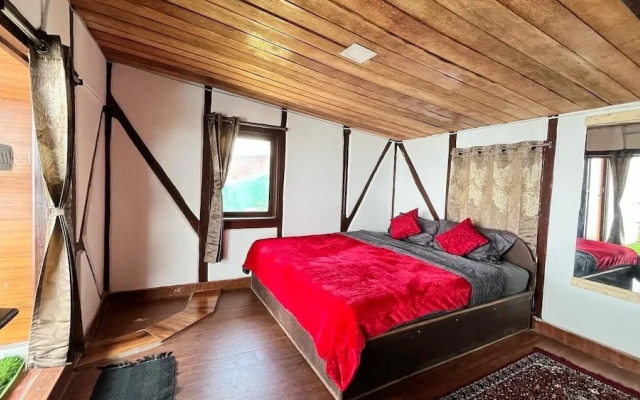 Mount Olympus Lounge