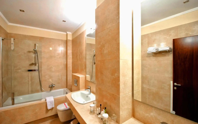 Enastron View Hotel