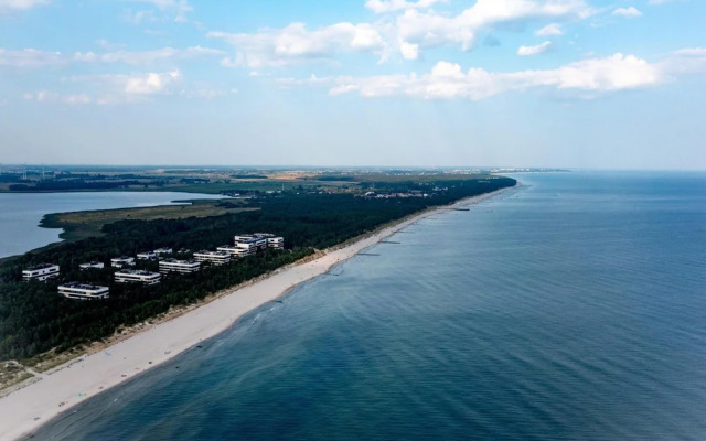 Apartment in Rogowo Near Beach and Lake