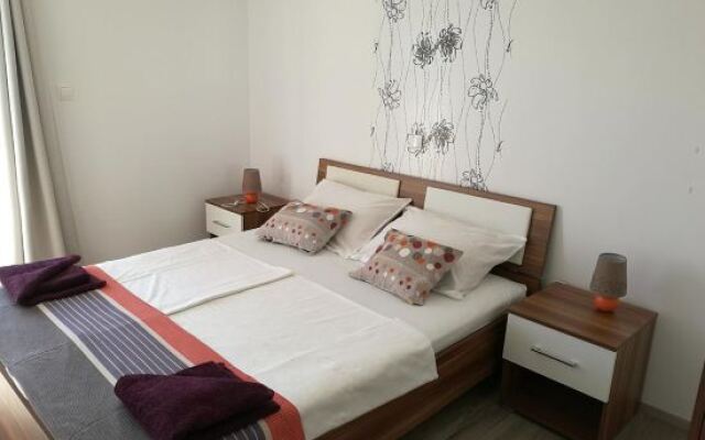 Apartments Ivica