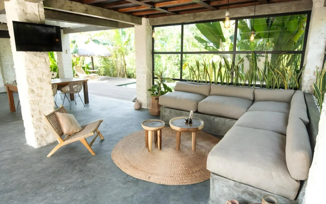 Salty Breeze Bali