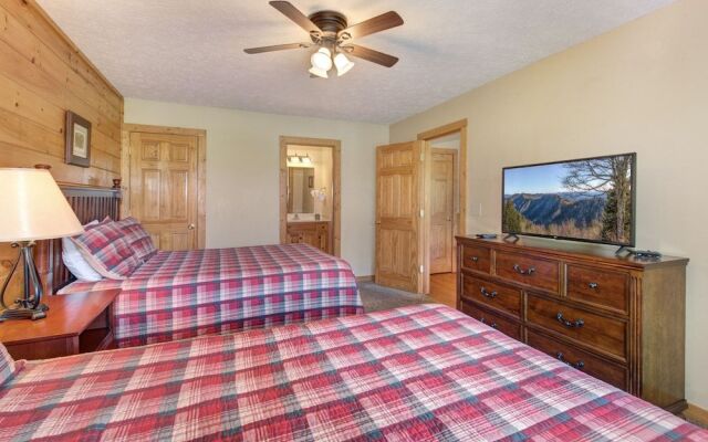 Eagles Point Lodge