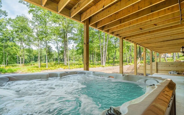 Sawin' Logs by Taylor Made Deep Creek