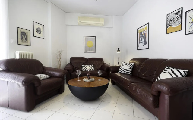Renaissance City Apartment