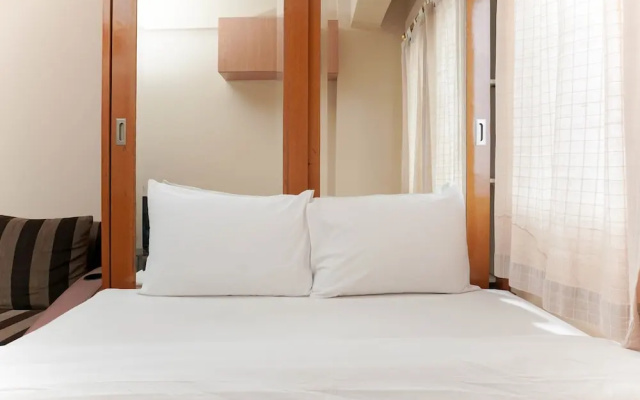 Modern Studio Apartment @ City Park – Guest Rooms – Jakarta