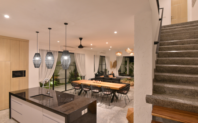 VILLA JEMMA · Luxury & Indulgence - close to FINNS BEACH CLUB