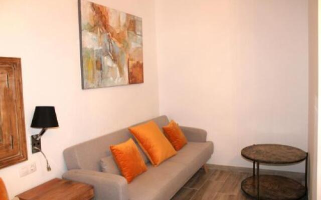 Doble S Rooms - Hostal