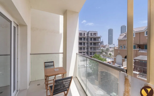 Spacious Pulse Smart Residence JVC