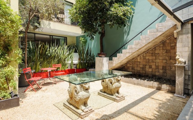 Upscale 4BR House in Condesa