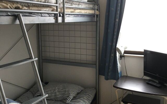 Momotaro International House